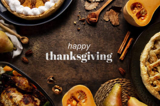thanksgiving-banner-with-tasty-food